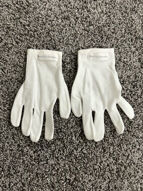 BeautiControl Cotton Gloves in White